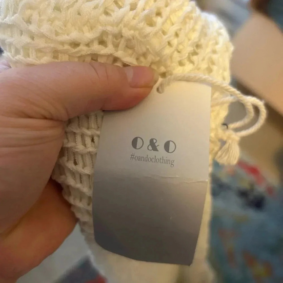 NWT O & O BOUTIQUE KNIT HOODED SWIM COVER DRESS - Picture 4 of 6